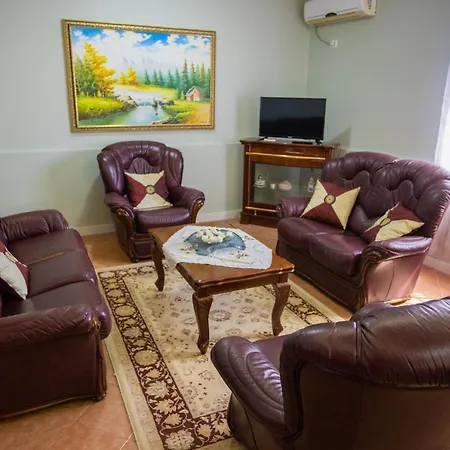 Aulona Dom wakacyjny Wlora