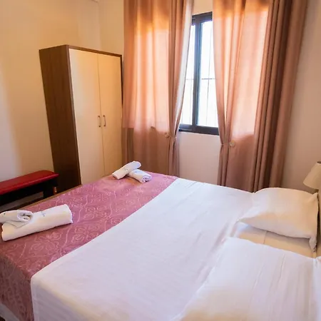 Aulona Dom wakacyjny Wlora