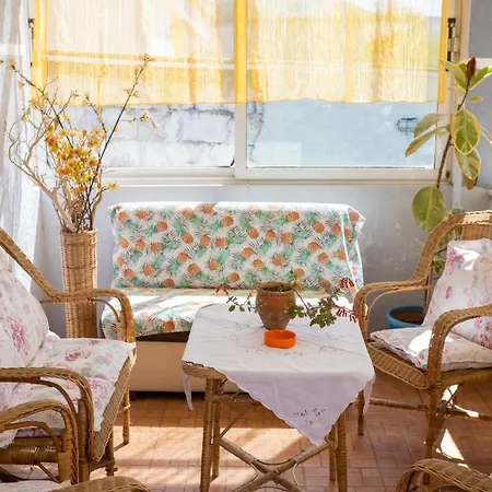 Aulona Дом отдыха