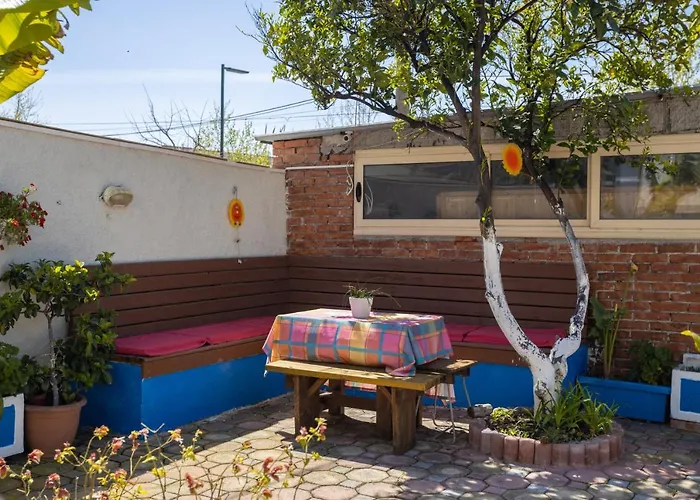 Aulona Holiday home *